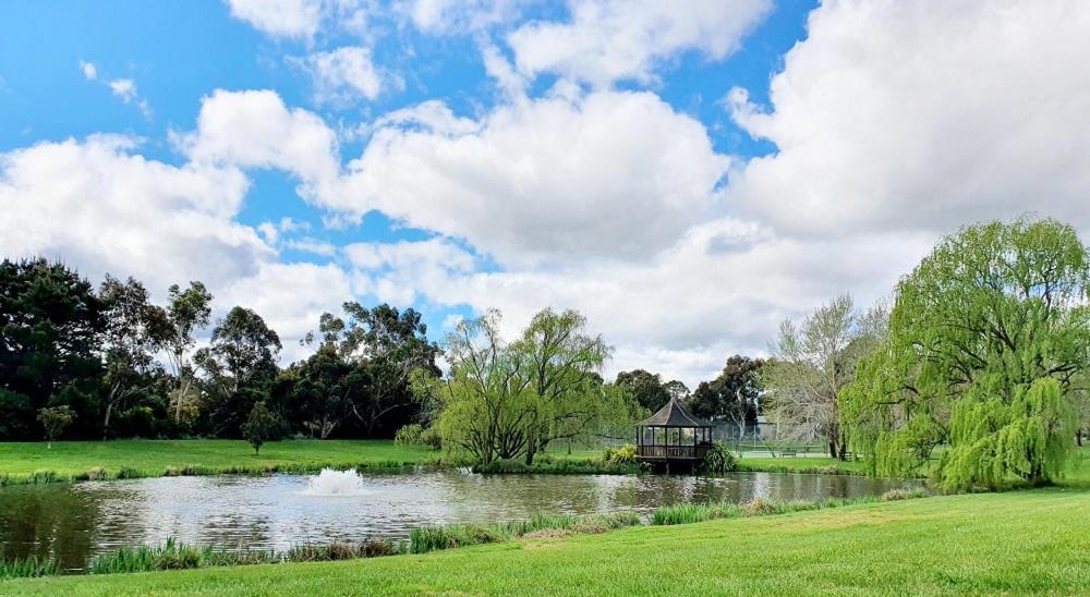 Briars Country Lodge Bowral Exterior foto